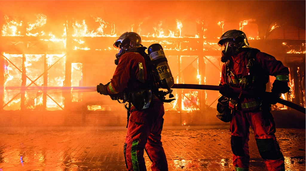 image d'un incendie intervention pompiers